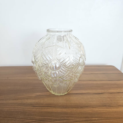 Vase en verre moulé transparent - Style Art Déco