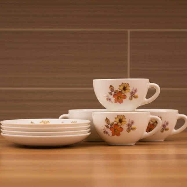 4 tasses espresso et sous-tasses blanches Arcopal à décor fleuri