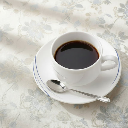 6 tasses et sous-tasses blanches Arcopal à motif bleu