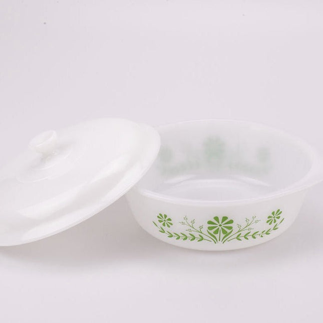 Plat à four Glasbake avec couvercle en opaline blanc avec motif floral vert