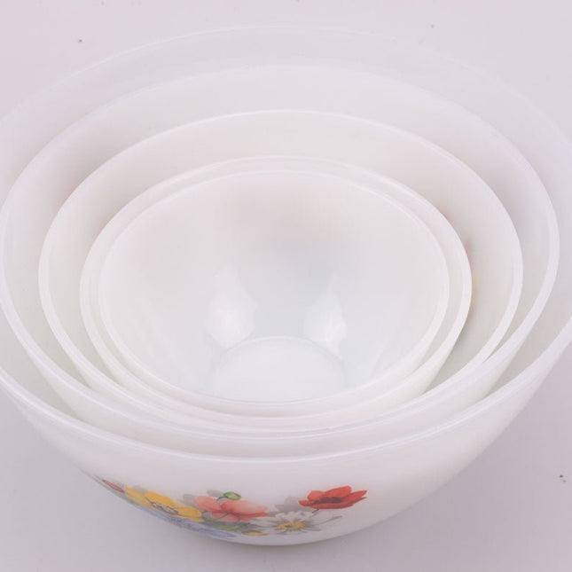 Set van 5 Arcopal Anemone saladeschalen van wit opaalglas