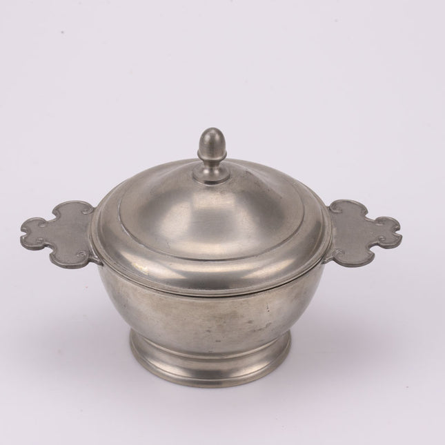Petite soupière en étain F.Hertz Pompe argenté