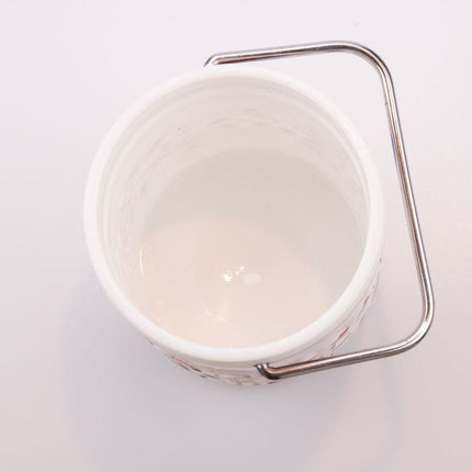 Seau à glaçon blanc en opaline à motifs géométriques rouges