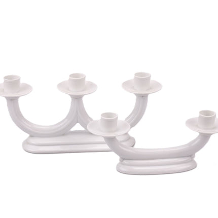 2 chandeliers (3 et 2 ) en porcelaine blanc