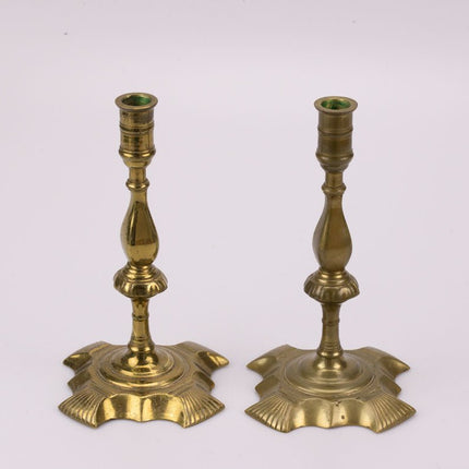 2 chandeliers en laiton Angleterre doré