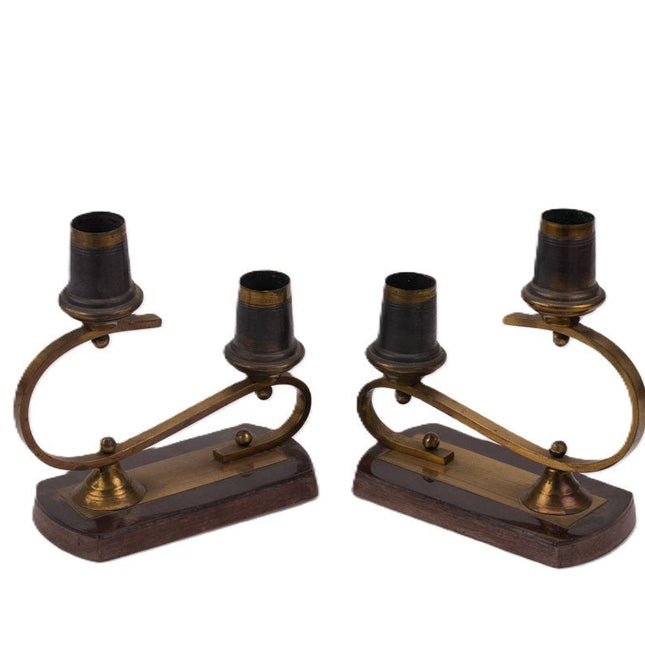 2 bougeoirs en métal, cuivre  et bois  marron