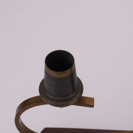 2 bougeoirs en métal, cuivre  et bois