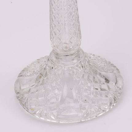 Chandelier en  verre finement ciselé
