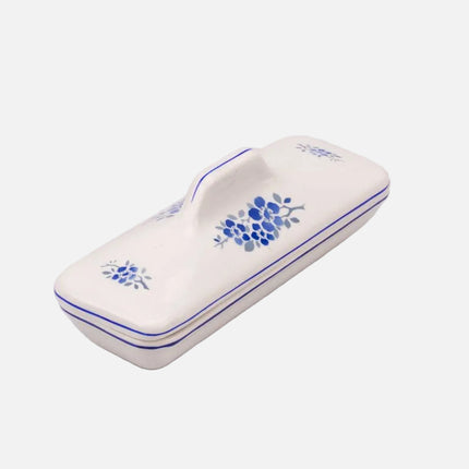 Boite avec couvercle en céramique blanche et motifs fleuris