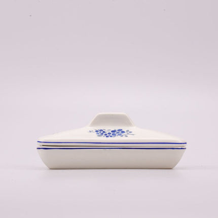 Boite avec couvercle en céramique blanche et motifs fleuris