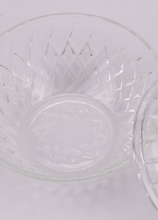 Bonbonnière en verre taillé transparent