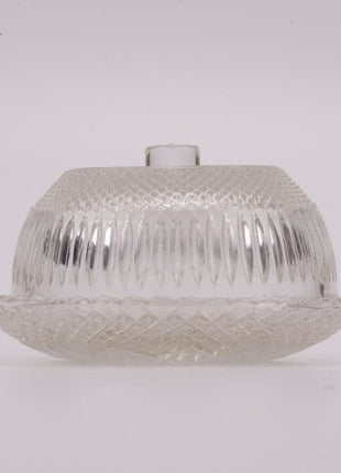 Cloche en verre sculpté transparent