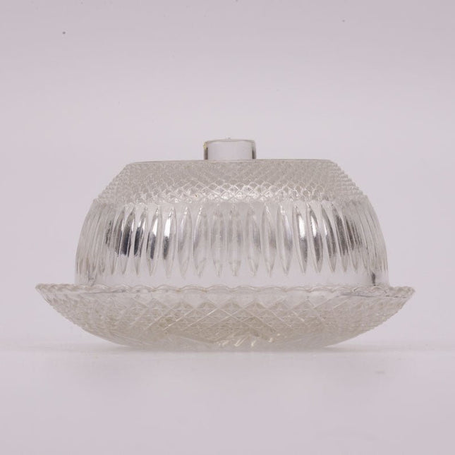 Cloche en verre sculpté transparent