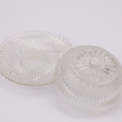 Gebeeldhouwde glazen stolp
