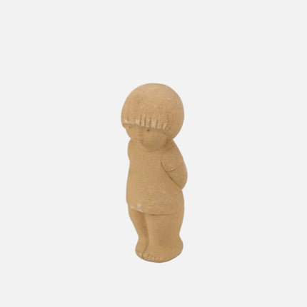 Figurine beige garçon en grès Marbell Stone Art