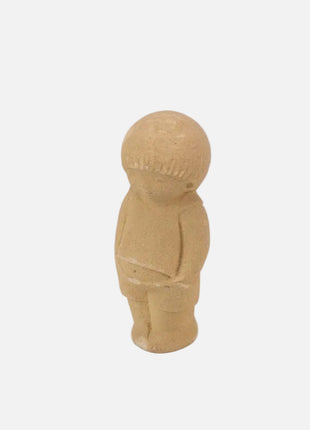 Figurine beige garçon en grès Marbell Stone Art