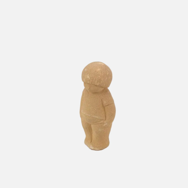Figurine beige garçon en grès Marbell Stone Art