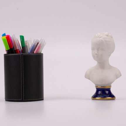 Buste de Louise Brongniart en biscuit Limoges blanc