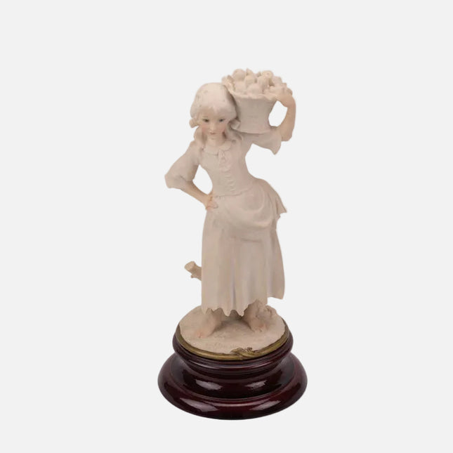 Figurine Florence Giuseppe Armani beige et socle en bois