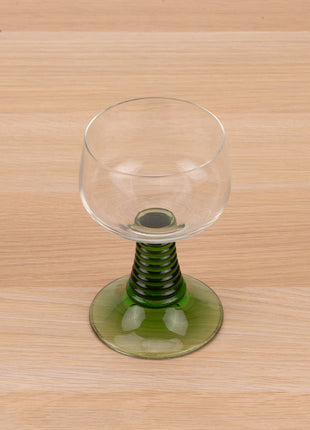 9 verres à vin d'Alsace vert petit Roemer