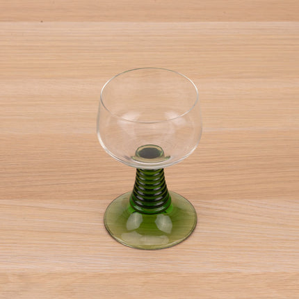9 verres à vin d'Alsace vert petit Roemer