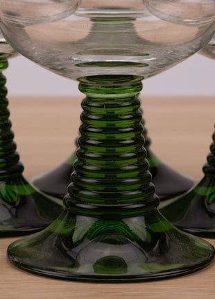 9 verres à vin d'Alsace petit Roemer