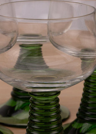 9 verres à vin d'Alsace petit Roemer