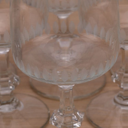 8 Durobor wine glasses