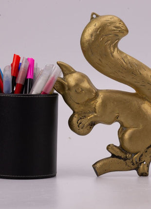 Déco murale en forme d'écureuil en laiton doré