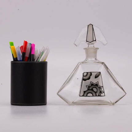 Bouteille à liqueur Bohême transparente et à motifs noirs