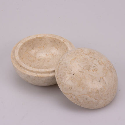 Bonbonnière élégante en marbre blanc crème
