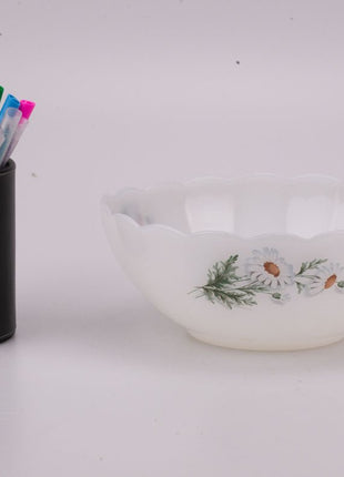 Saladier Arcopal blanc avec motifs fleurs blanches