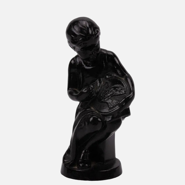 Statuette jeune fille et colombe en fonte noir