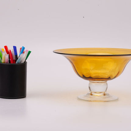 Plat en verre ambré orange sur pied