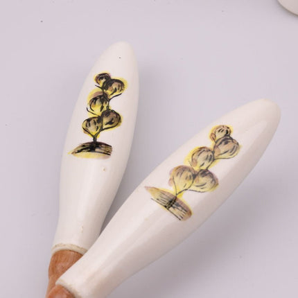 Set à salade poivrier salière et couverts blanc et marron