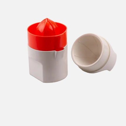 Presse-agrumes en plastique blanc et orange