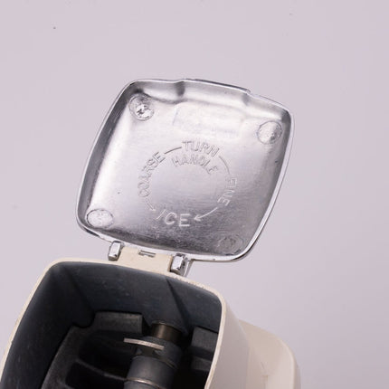 Broyeur à glace vintage en plastique Swing-a-way