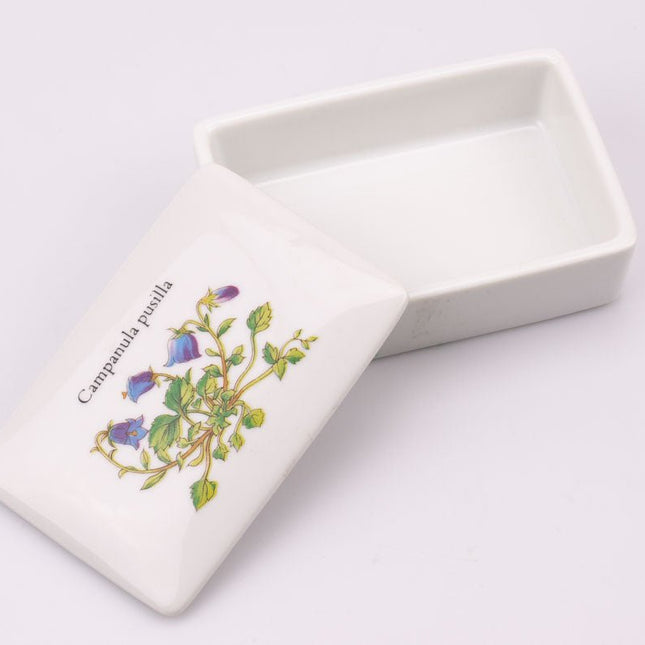 Beurrier avec couvercle en porcelaine blanche à fleurs