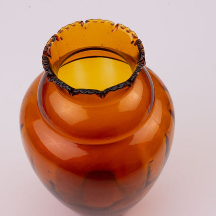 Vase vintage en verre ambré