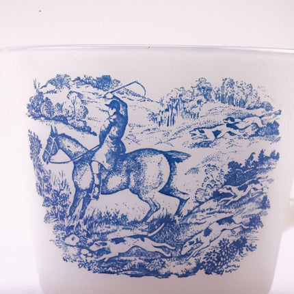 4 tasses et sous-tasses Arcopal modèle Toile de Jouy