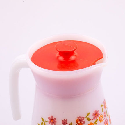 Arcopal Scania carafe in white opaline glass
