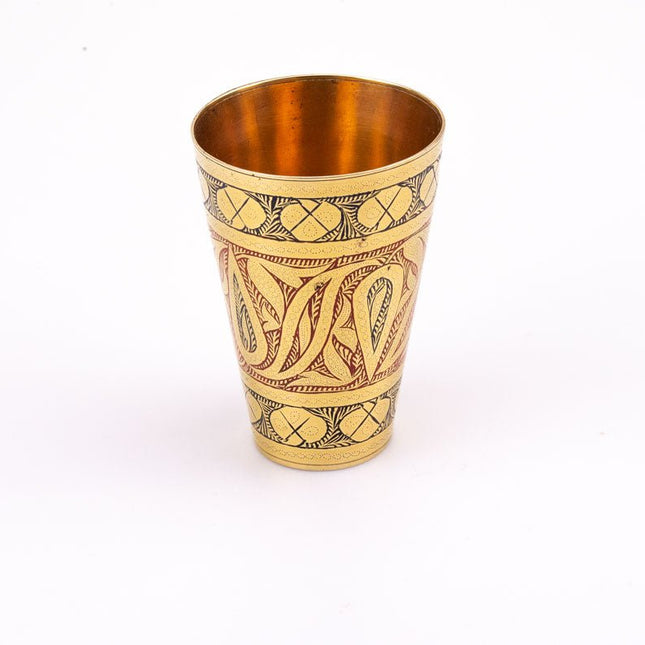 Verre à lassi indien en laiton ciselé