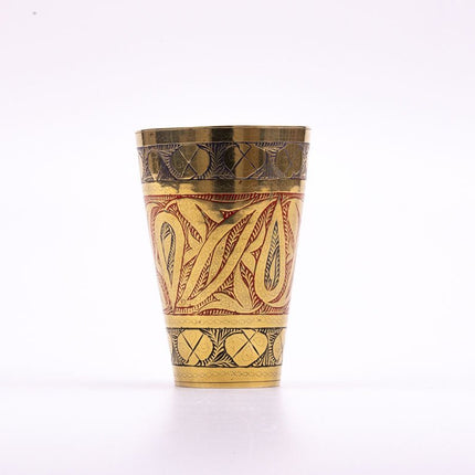 Verre à lassi indien en laiton ciselé