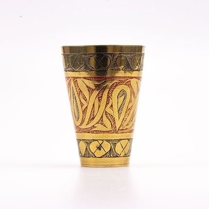 Verre à lassi indien en laiton ciselé