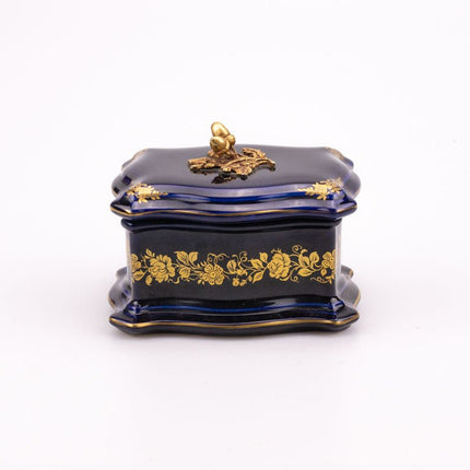 Boite d'exception en porcelaine de Limoges bleue et dorée