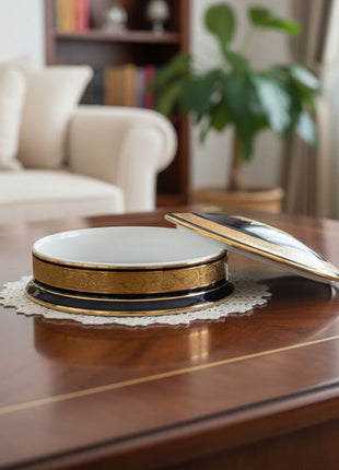 Boîte ancienne en porcelaine Limoges bleue et dorée