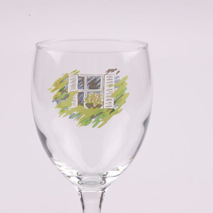 6 verres à vin avec joli dessin 