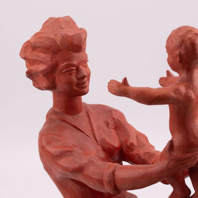 Sculpture Mère à l'enfant de Paul Sersté en terre cuite