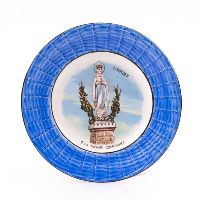 5 assiettes de Lourdes Digoin et Sarreguemines avec photos