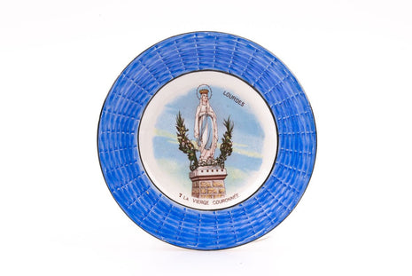 5 assiettes de Lourdes Digoin et Sarreguemines avec photos